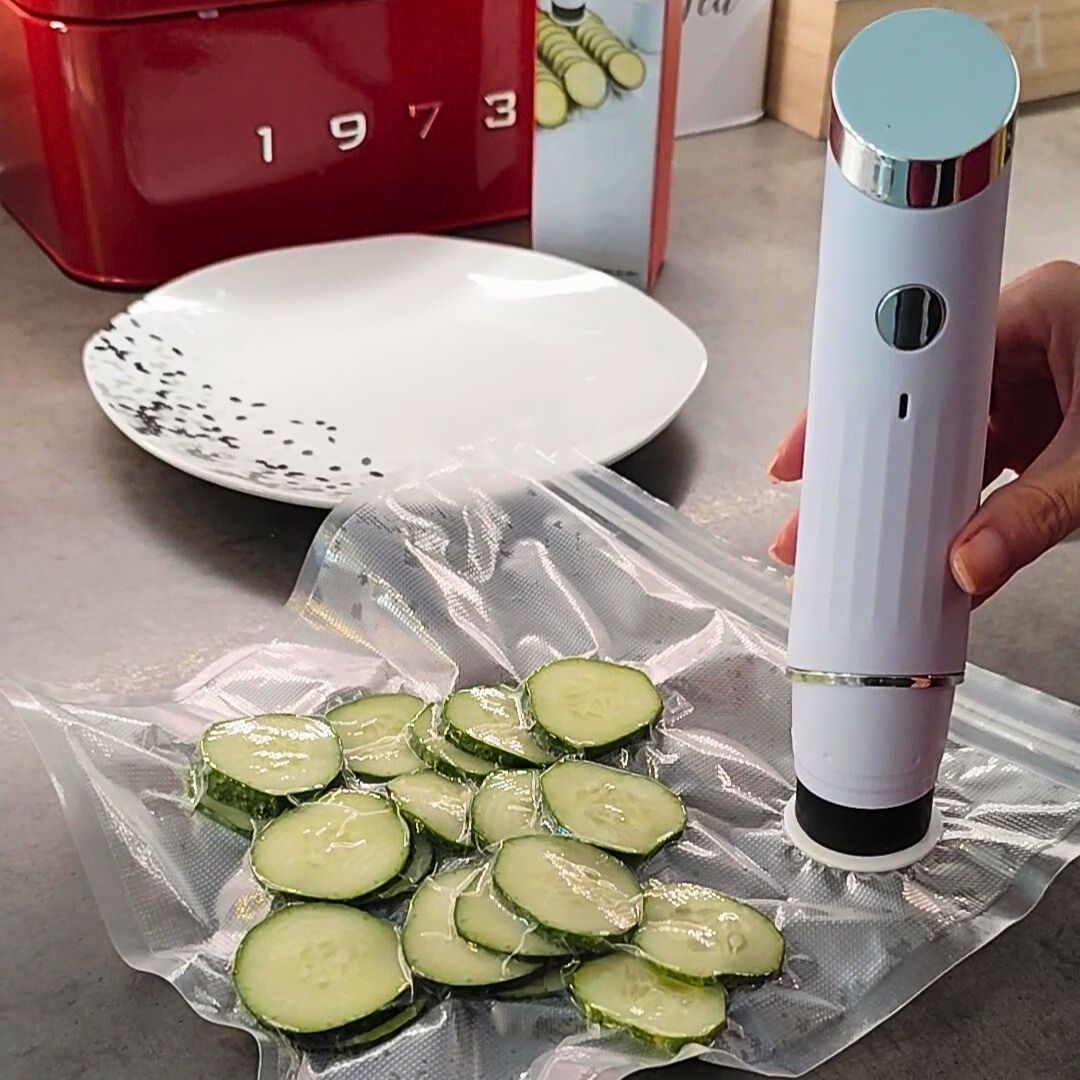 FresLock - Compact Vacuum Food Sealer - VONISK